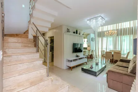 Cobertura com 4 Quartos à venda, 240m² no Pioneiros, Balneário Camboriú