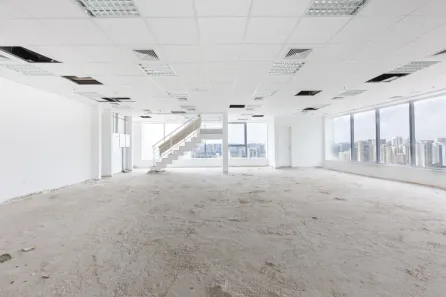 Ponto Comercial com 10 Quartos para alugar, 353m² no Cidade Monções, São Paulo