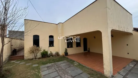 Casa com 3 Quartos à venda, 220m² no Vila Mogilar, Mogi das Cruzes
