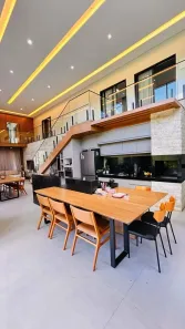Sobrado com 6 Quartos à venda, 320m² no Residencial Rose's Garden, Anápolis