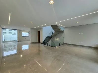 Sobrado com 3 Quartos à venda, 300m² no Centro, São Bernardo do Campo