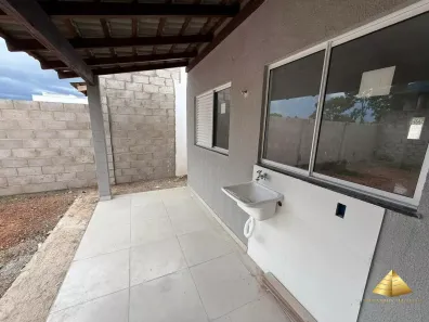Casa com 2 Quartos à venda, 180m² no Petrópolis, Várzea Grande
