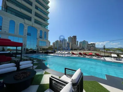 Apartamento com 4 Quartos à venda, 180m² no Meia Praia, Itapema