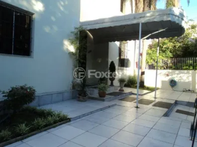 Imóvel Comercial com 3 Quartos à venda, 400m² no Floresta, Porto Alegre