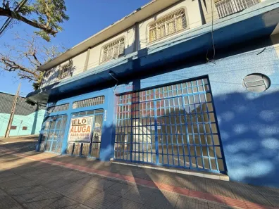 Prédio Comercial para alugar, 138m² no Zona 06, Maringá