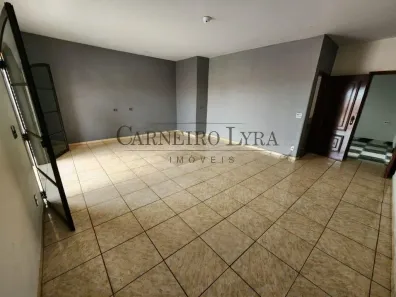 Sobrado com 3 Quartos à venda, 470m² no Vila Industrial, Jaú