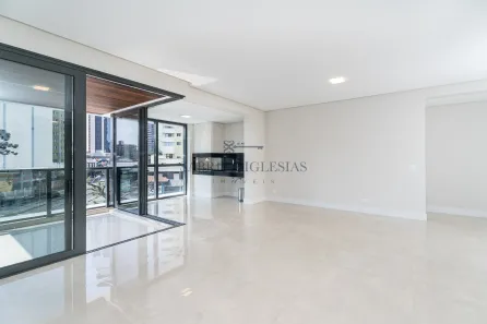 Apartamento com 3 Quartos à venda, 200m² no Alto da Glória, Curitiba