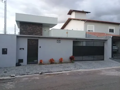 Casa com 3 Quartos à venda, 360m² no Centro, Anápolis