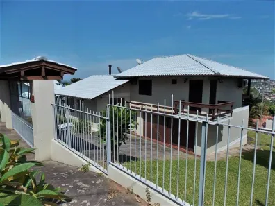 Casa com 4 Quartos à venda, 314m² no X, Campo Bom
