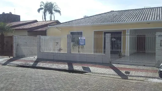 Casa com 2 Quartos para alugar, 180m² no Rio Caveiras, Biguaçu
