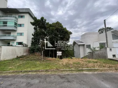 Lote/Terreno à venda, 742m² no Dos Estados, Timbó