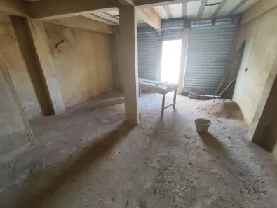 Ponto Comercial à venda, 140m² no Virgem Santa, Macaé