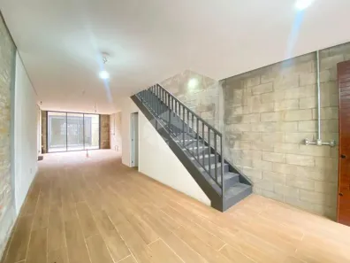 Prédio Comercial para alugar, 120m² no São Geraldo, Porto Alegre