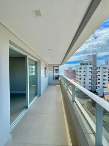Apartamento com 2 Quartos à venda, 88m² no Barreiros, São José