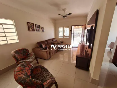 Casa com 3 Quartos à venda, 200m² no Professor José Augusto da Silva Ribeiro, Marília