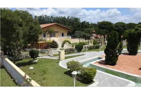 Fazenda/Sítio com 9 Quartos à venda, 1400m² no , Mairinque