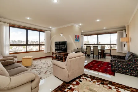 Apartamento com 3 Quartos para alugar, 138m² no São João, Porto Alegre