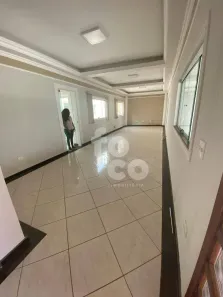 Casa com 4 Quartos à venda, 300m² no Tibery, Uberlândia