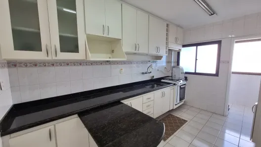 Apartamento com 2 Quartos para alugar, 155m² no Ponta da Praia, Santos