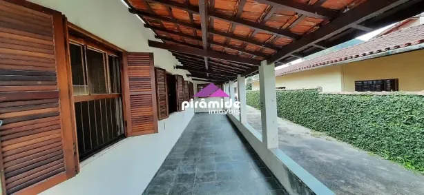 Casa com 4 Quartos à venda, 230m² no Jardim Bela Vista, Caraguatatuba