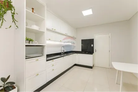 Sobrado com 3 Quartos à venda, 177m² no Fanny, Curitiba