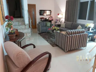 Casa com 4 Quartos à venda, 217m² no Jardim San Marino, São José dos Campos