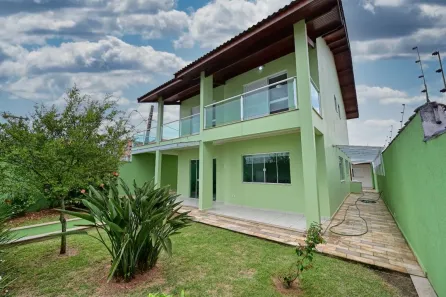 Sobrado com 5 Quartos à venda, 260m² no Centro, Peruíbe
