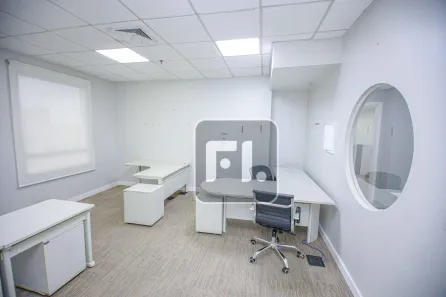 Sala Comercial para venda ou aluguel, 162m² no Alphaville Industrial, Barueri