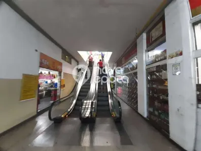 Ponto Comercial à venda, 90m² no Benfica, Rio de Janeiro
