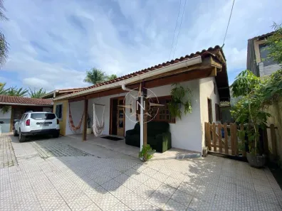 Casa com 4 Quartos à venda, 160m² no Ingleses do Rio Vermelho, Florianópolis