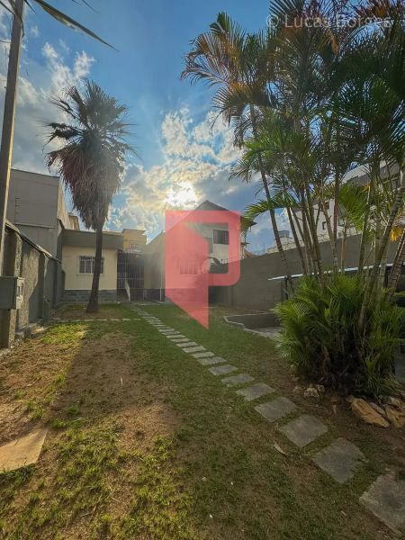 Casa com 3 quartos — Caiçaras, Belo Horizonte