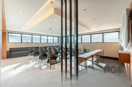 Sala Comercial para alugar, 72m² no Passo da Areia, Porto Alegre