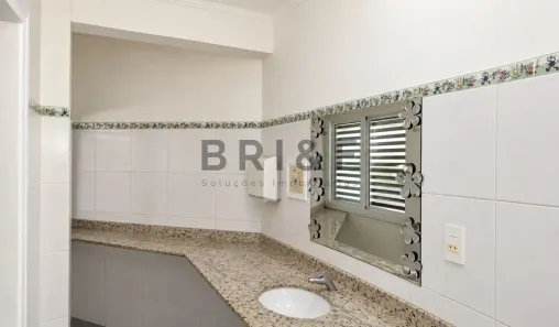 Imóvel Comercial com 3 Quartos à venda, 236m² no Jardim das Acácias, São Paulo