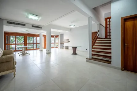 Casa de Condomínio com 6 Quartos à venda, 520m² no Três Figueiras, Porto Alegre