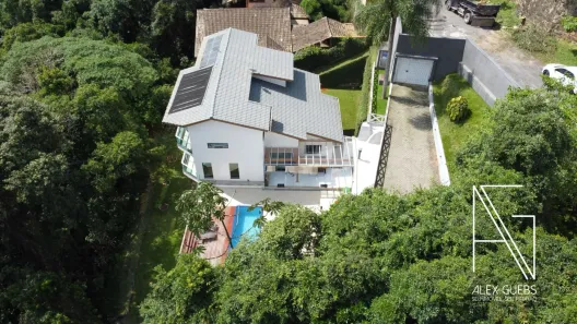 Casa de Condomínio com 4 Quartos à venda, 300m² no Cumbari, Mairiporã