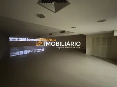 Sala Comercial para alugar, 391m² no Navegantes, Porto Alegre