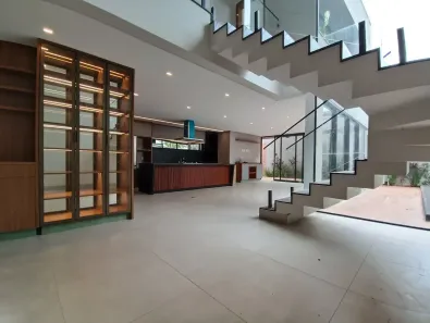Casa de Condomínio com 5 Quartos à venda, 377m² no Jardins Madri, Goiânia