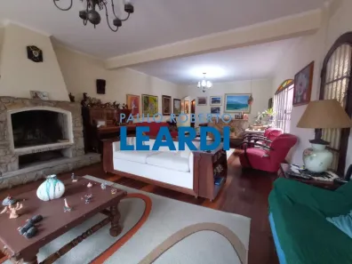 Sobrado com 4 Quartos à venda, 241m² no Vila Ipojuca, São Paulo