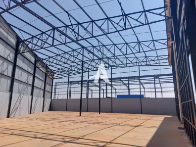 Galpão/Depósito/Armazém para alugar, 700m² no Morumbi, Uberlândia