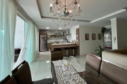 Apartamento com 3 Quartos à venda, 149m² no Santo Antônio, Joinville