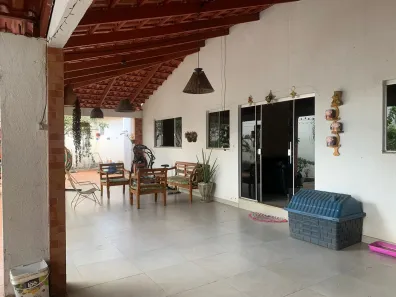 Casa com 6 Quartos à venda, 387m² no Vila Abajá, Goiânia