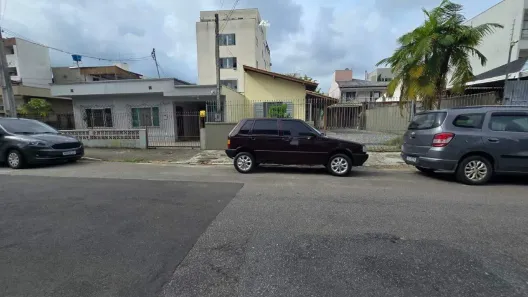 Casa com 5 Quartos à venda, 225m² no Nações, Balneário Camboriú