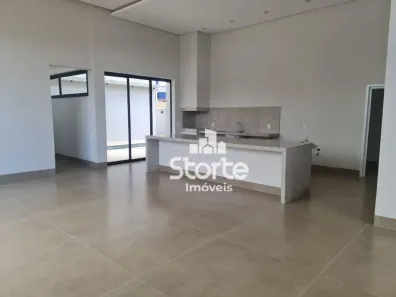 Casa de Condomínio com 3 Quartos à venda, 230m² no Granja Marileusa, Uberlândia