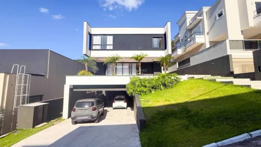 Casa de Condomínio com 4 Quartos à venda, 565m² no Centro, Balneário Camboriú