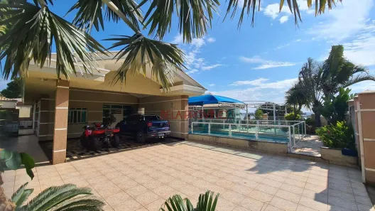 Fazenda/Sítio com 4 Quartos à venda, 600m² no Centro, Santa Maria da Serra