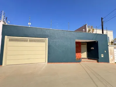 Casa com 3 Quartos à venda, 256m² no Vila Harmonia, Araraquara