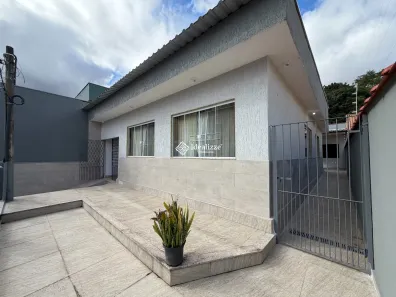 Casa com 3 Quartos à venda, 150m² no Monte Castelo, Volta Redonda