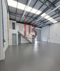 Galpão/Depósito/Armazém à venda, 252m² no Ana Rech, Caxias do Sul