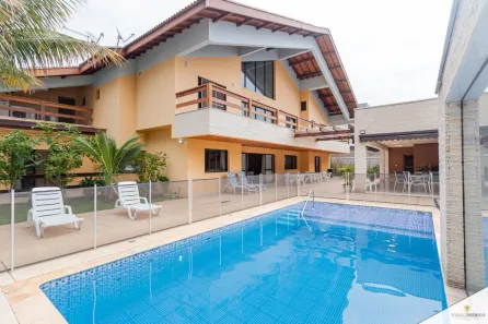 Casa de Condomínio com 5 Quartos à venda, 688m² no Quiririm, Taubaté