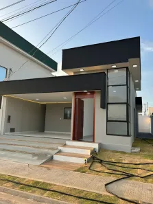 Casa de Condomínio com 3 Quartos à venda, 117m² no Cajupiranga, Parnamirim